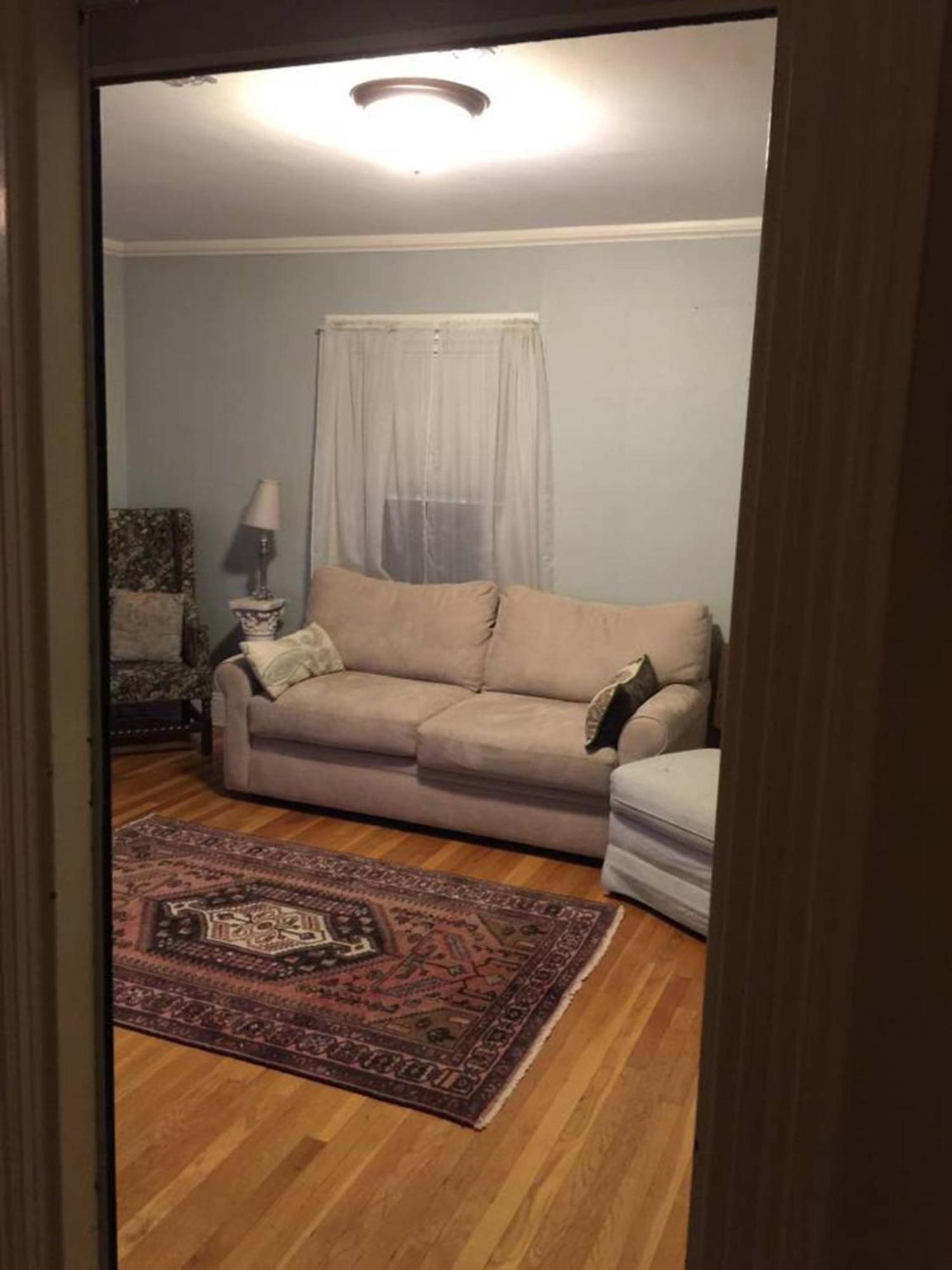 Apartment Charming Harvard Victorian *